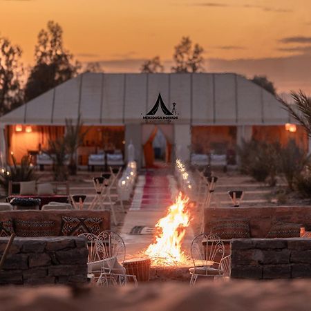 Merzouga Nomads Luxury Camp Exterior foto